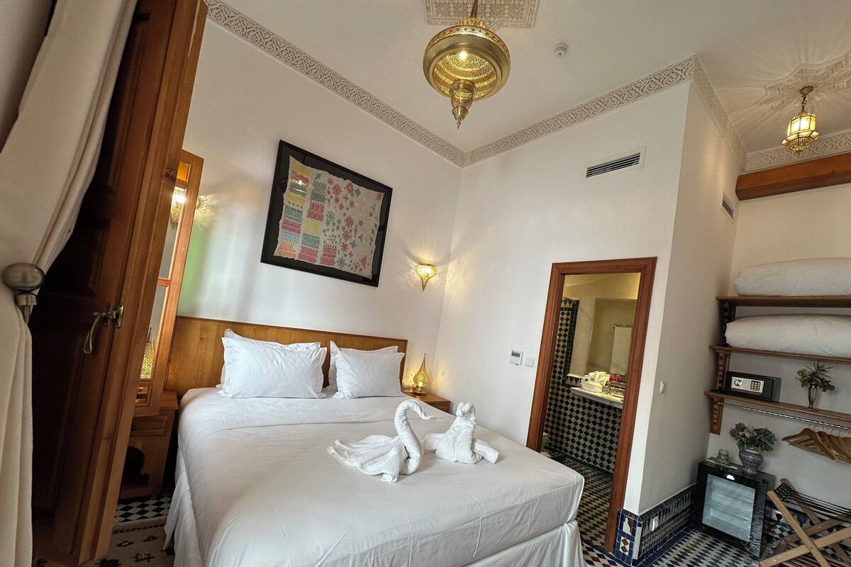 Standard Double or Twin Room | Frette Italian sheets, premium bedding, minibar, blackout drapes
