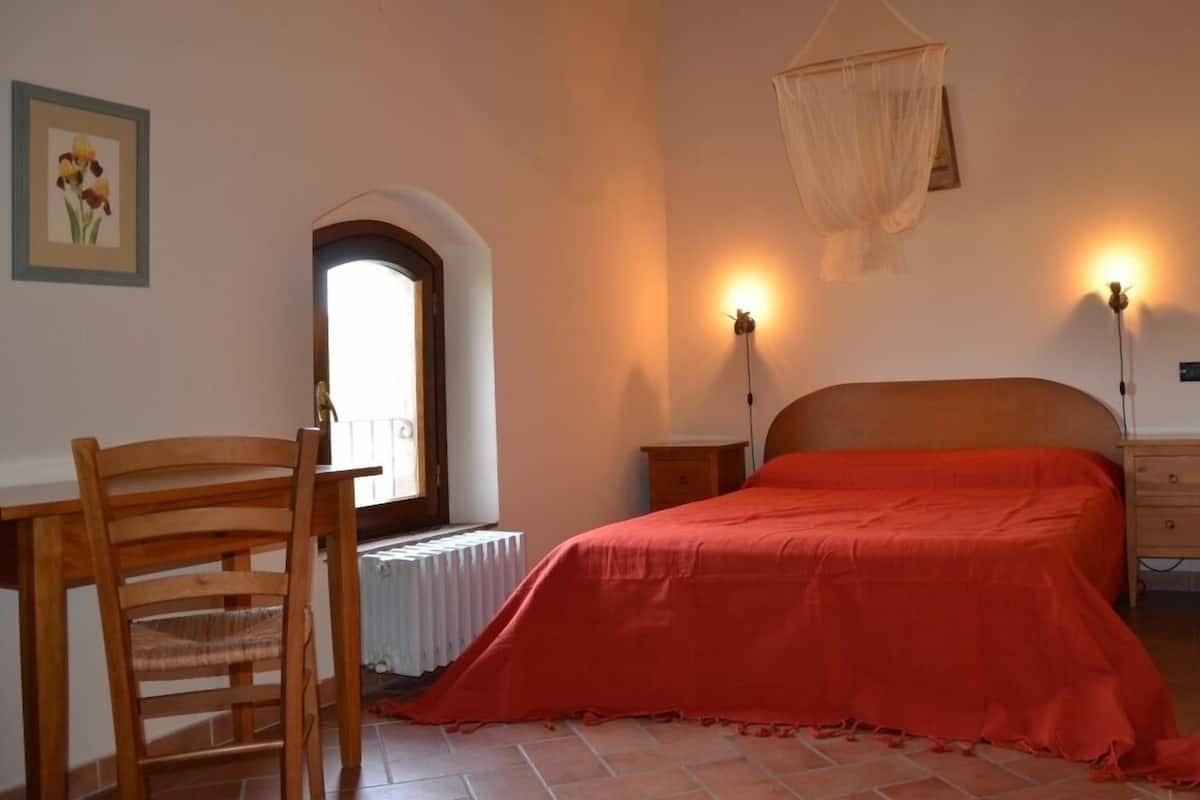 Elite Condo (Melpo) | 3 bedrooms, premium bedding, in-room safe, individually decorated