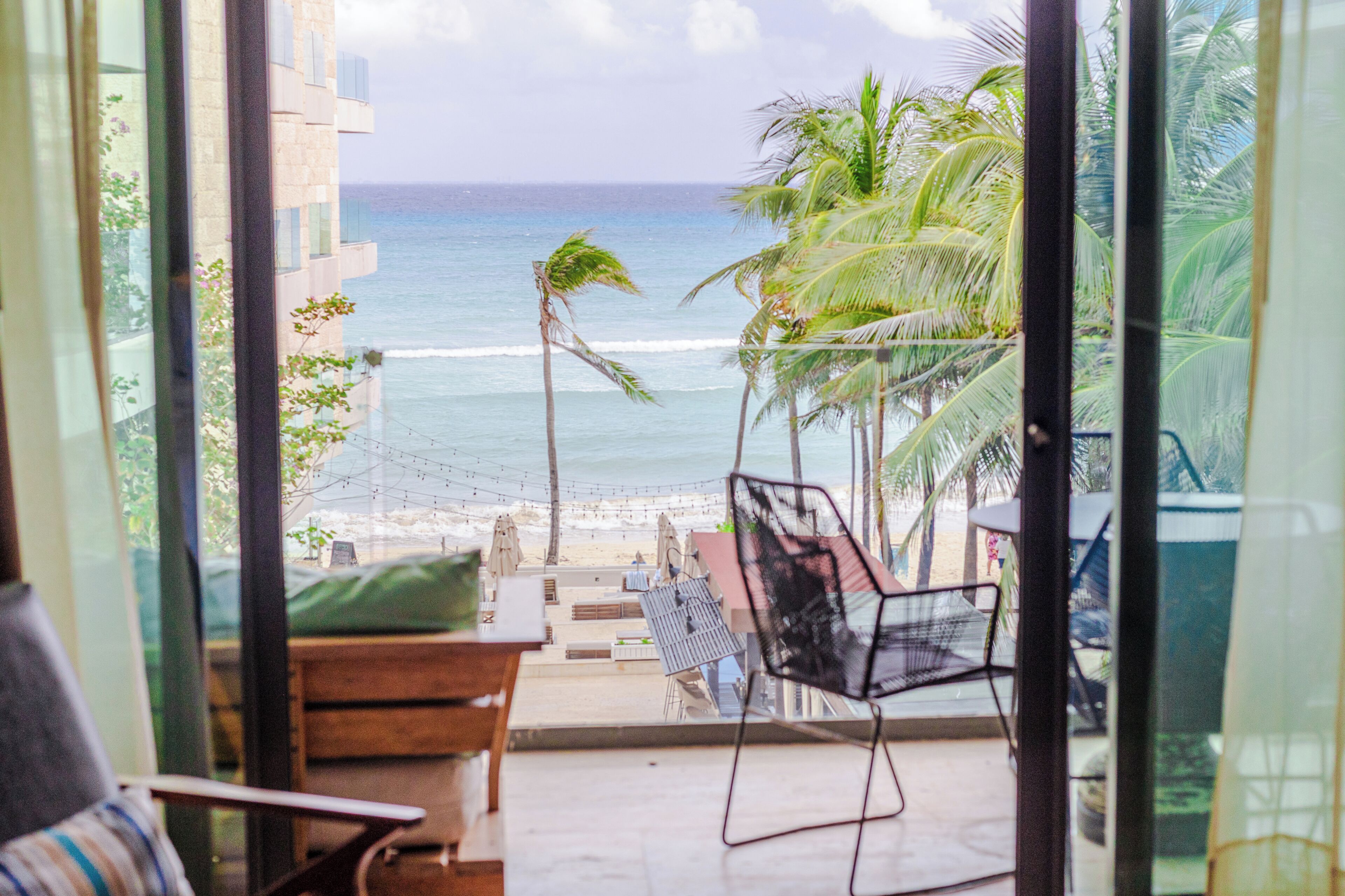 Quarto, 2 camas Queen, vista parcial para o oceano (Beach House) | Terraço/pátio