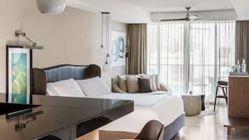 Sengetøy av topp kvalitet, minibar, safe på rommet og blendingsgardiner