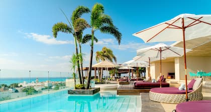 Hyatt Centric Playa del Carmen - Downtown House & Beach House