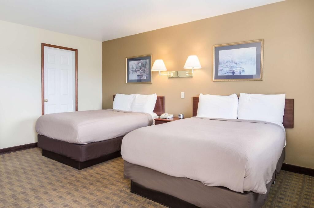 Premium bedding, desk, blackout curtains, iron/ironing board