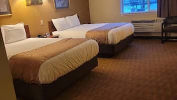 1 bedroom, premium bedding, desk, blackout drapes
