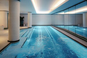 Piscine intérieure