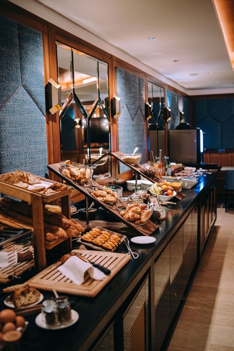 Hotel Eiffel Blomet - Image 2