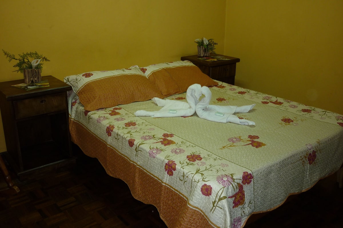 Economy-Zimmer, Gemeinschaftsbad (Poas)