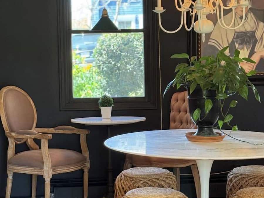 Café da manhã continental grátis todos os dias