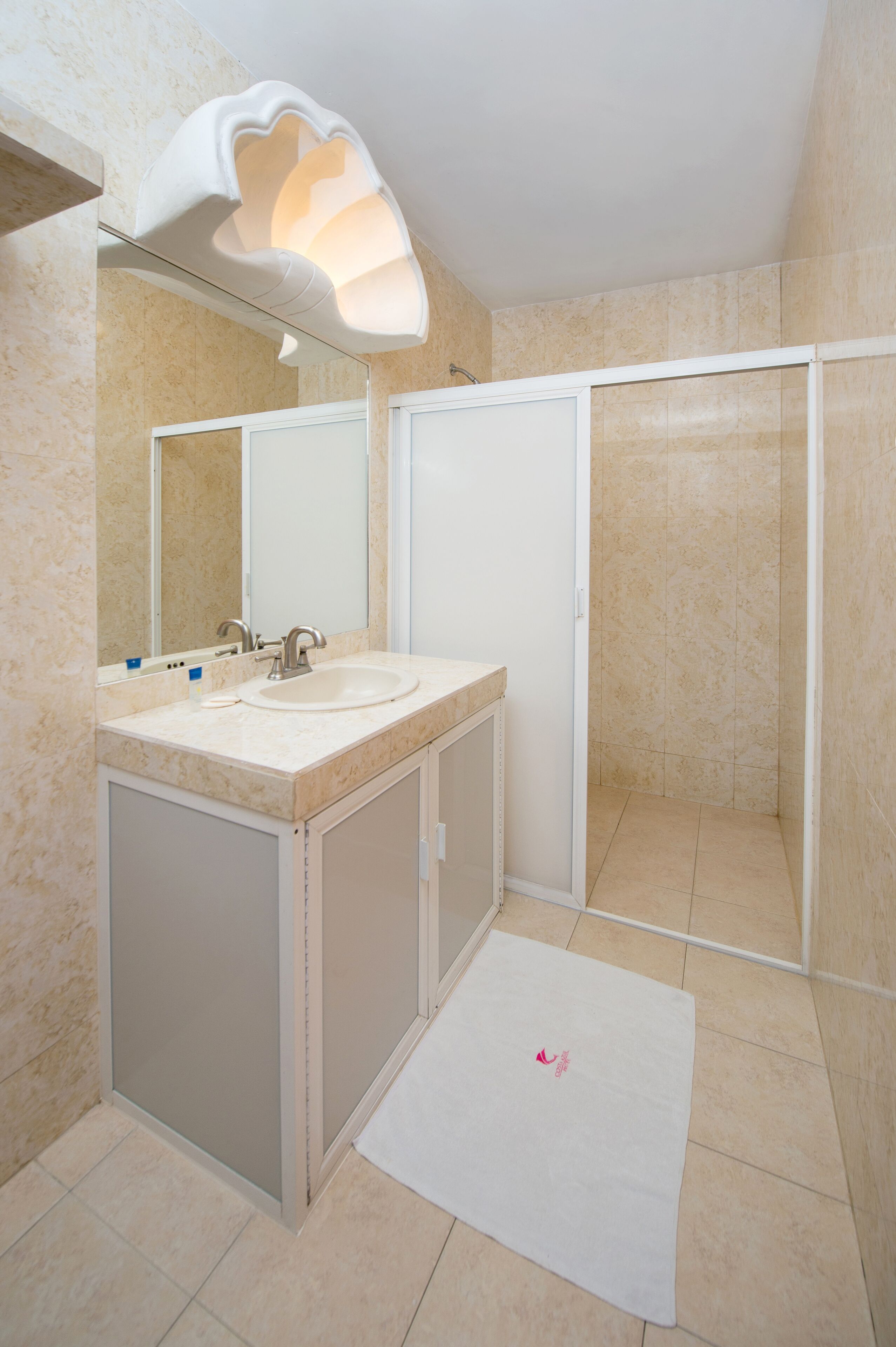 superior room, 2 double beds | bathroom | shower, free toiletries, hair dryer, towels