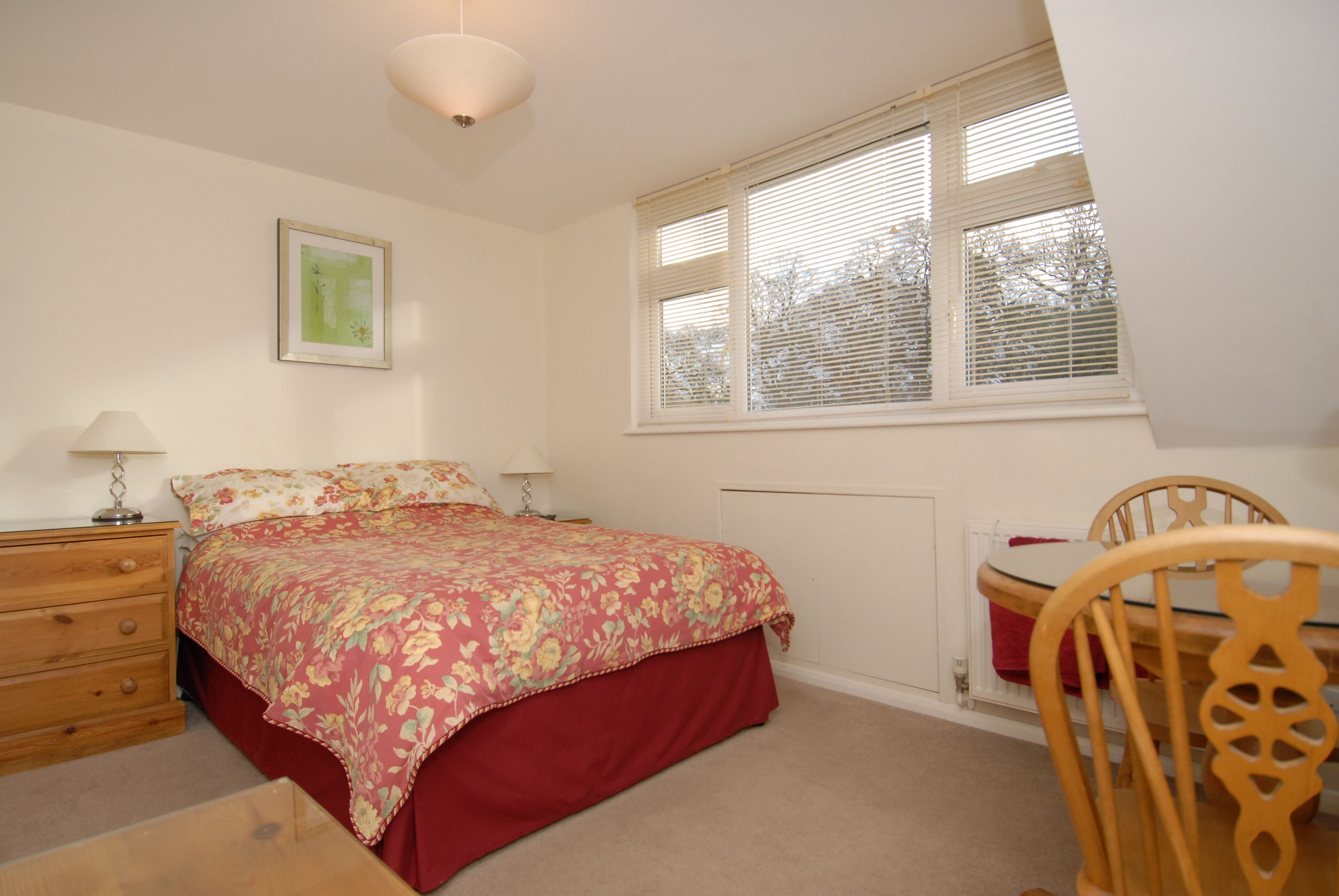 Double Room, Shared Bathroom | Hypo-allergenic bedding, desk, laptop workspace, blackout drapes
