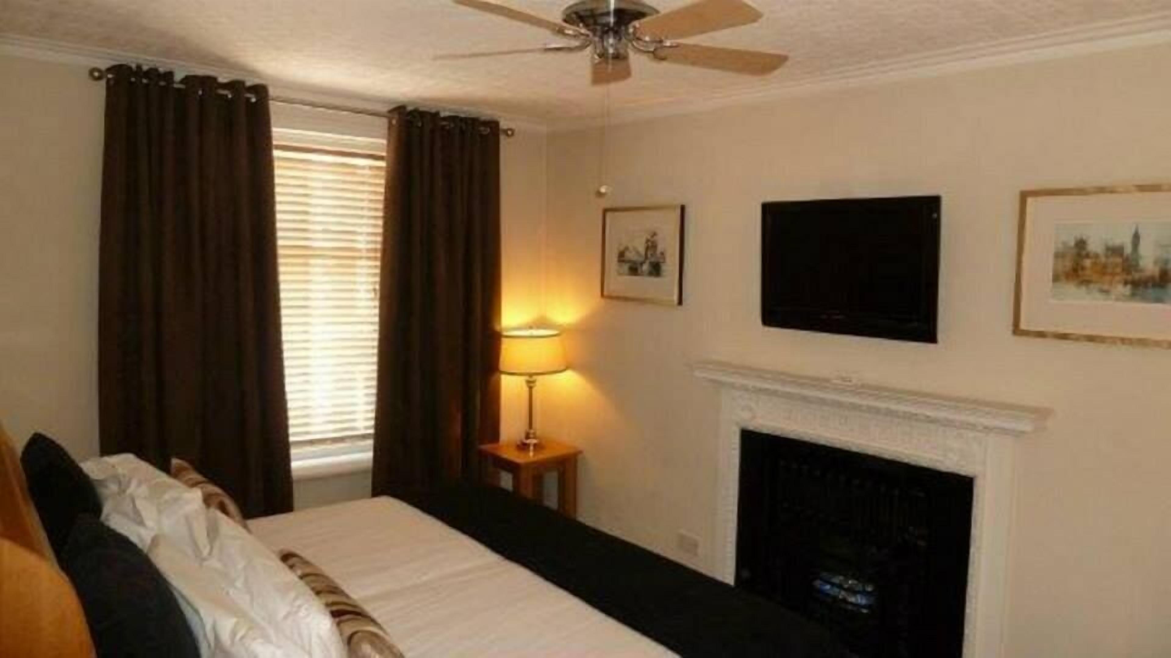 superior double or twin room | egyptian cotton sheets, premium bedding, pillow-top beds