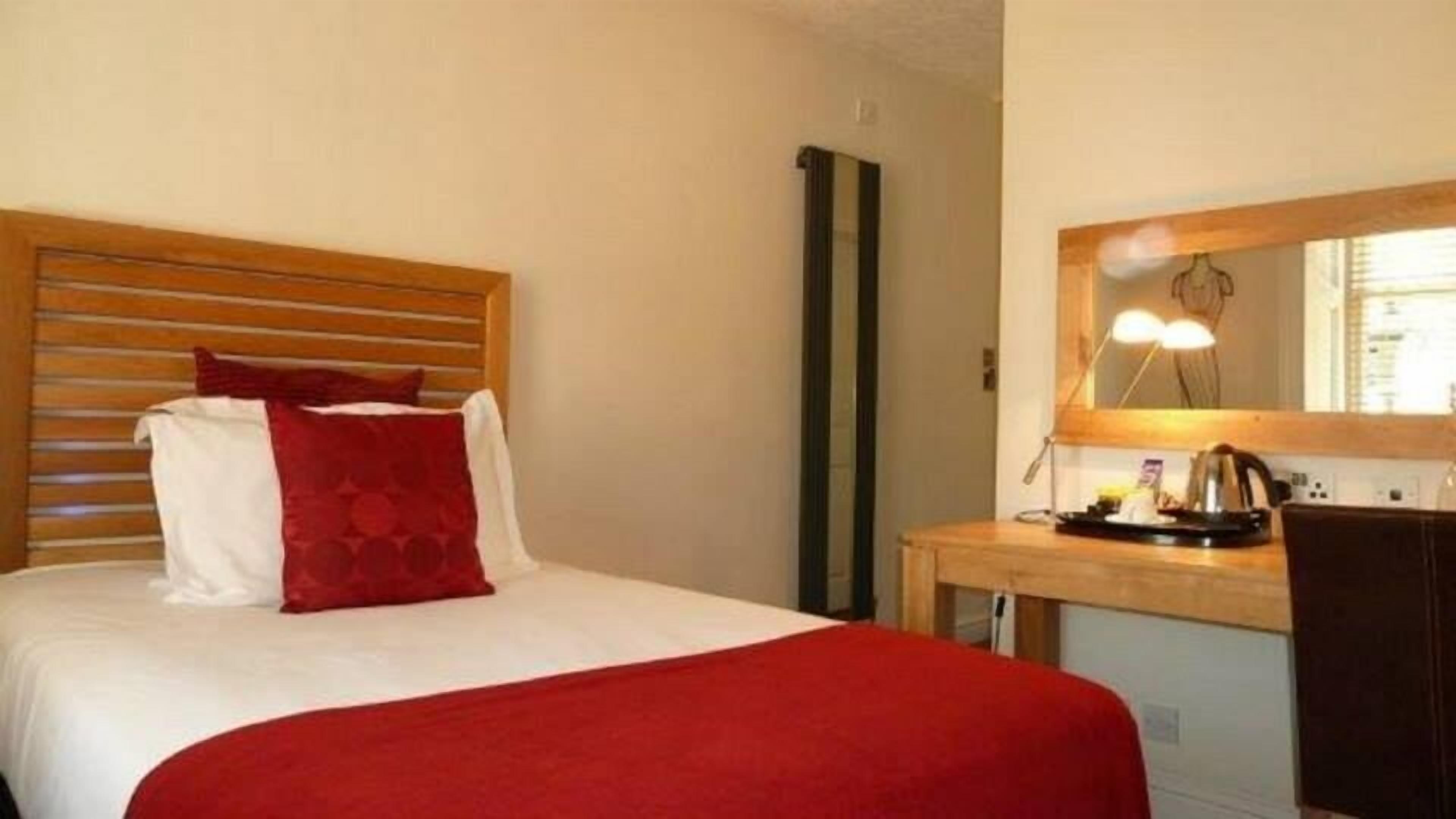 executive single room | egyptian cotton sheets, premium bedding, pillow-top beds