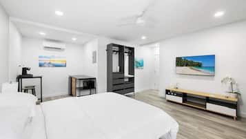 1 bedroom, premium bedding, free cribs/infant beds, free WiFi