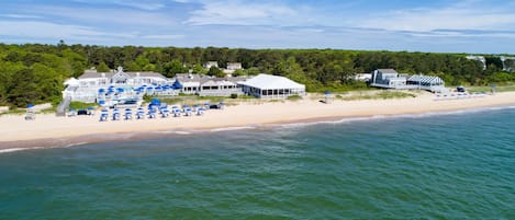 Private beach nearby, beach bar