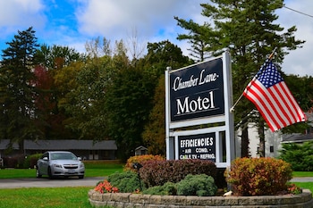Chamber Lane Motel