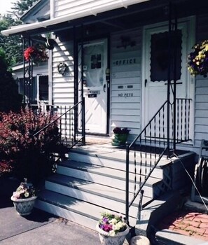 Fachada de la propiedad