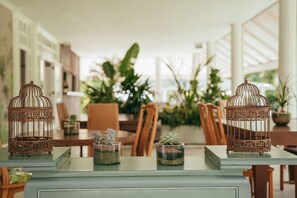 Aperti colazione, pranzo, cena e brunch