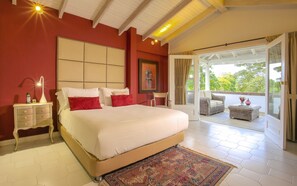 Junior suite, 1 kingsize bed | Lakens van Egyptisch katoen, luxe beddengoed, donzen dekbedden