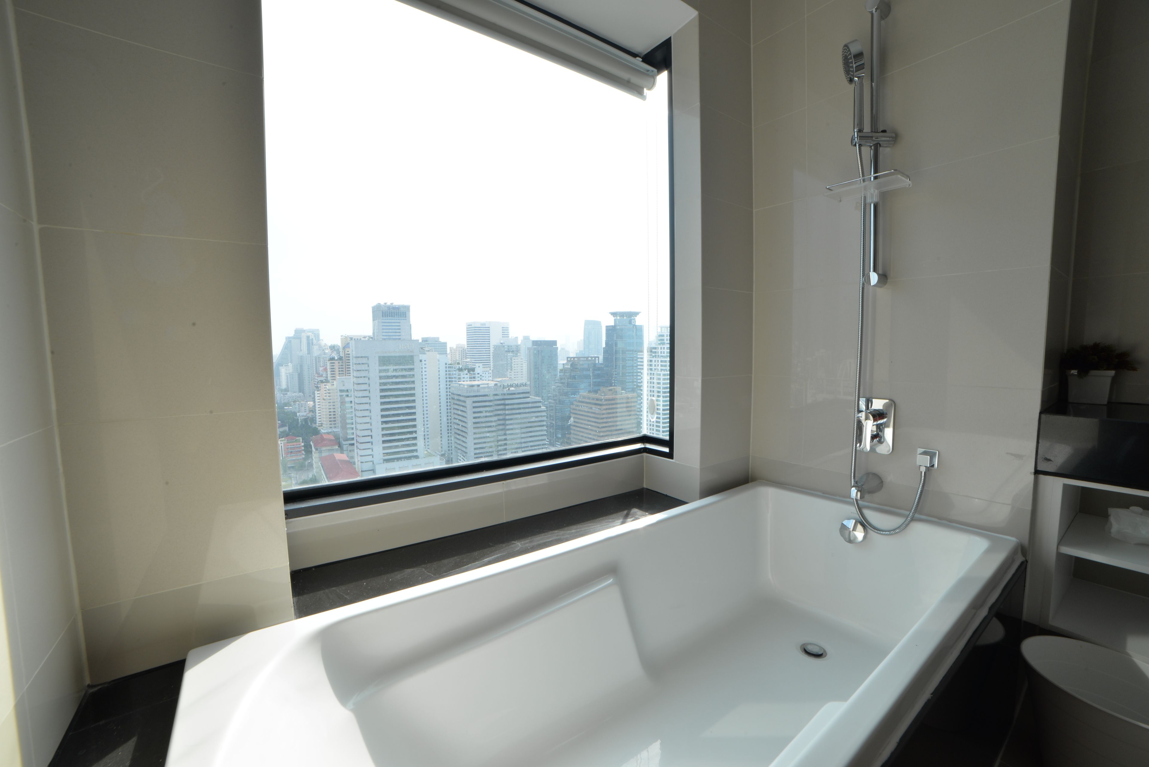 Suite, 2 Bedrooms | Deep soaking bathtub