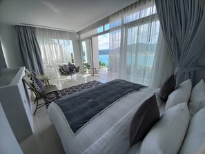 Villa, 5 Bedrooms, Private Pool (Jane Eyes) | In-room safe, desk, iron/ironing board, free WiFi - Jirana Patong (Patong)