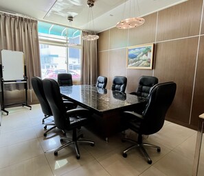Meeting facility