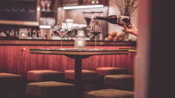 Bar (in der Unterkunft)