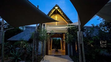 Extérieur