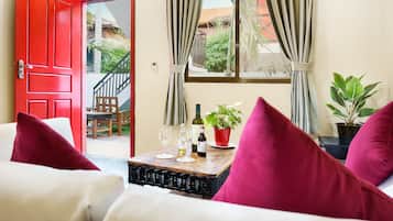 Junior Family Suite with bathtub | 1 bedroom, premium bedding, minibar, in-room safe