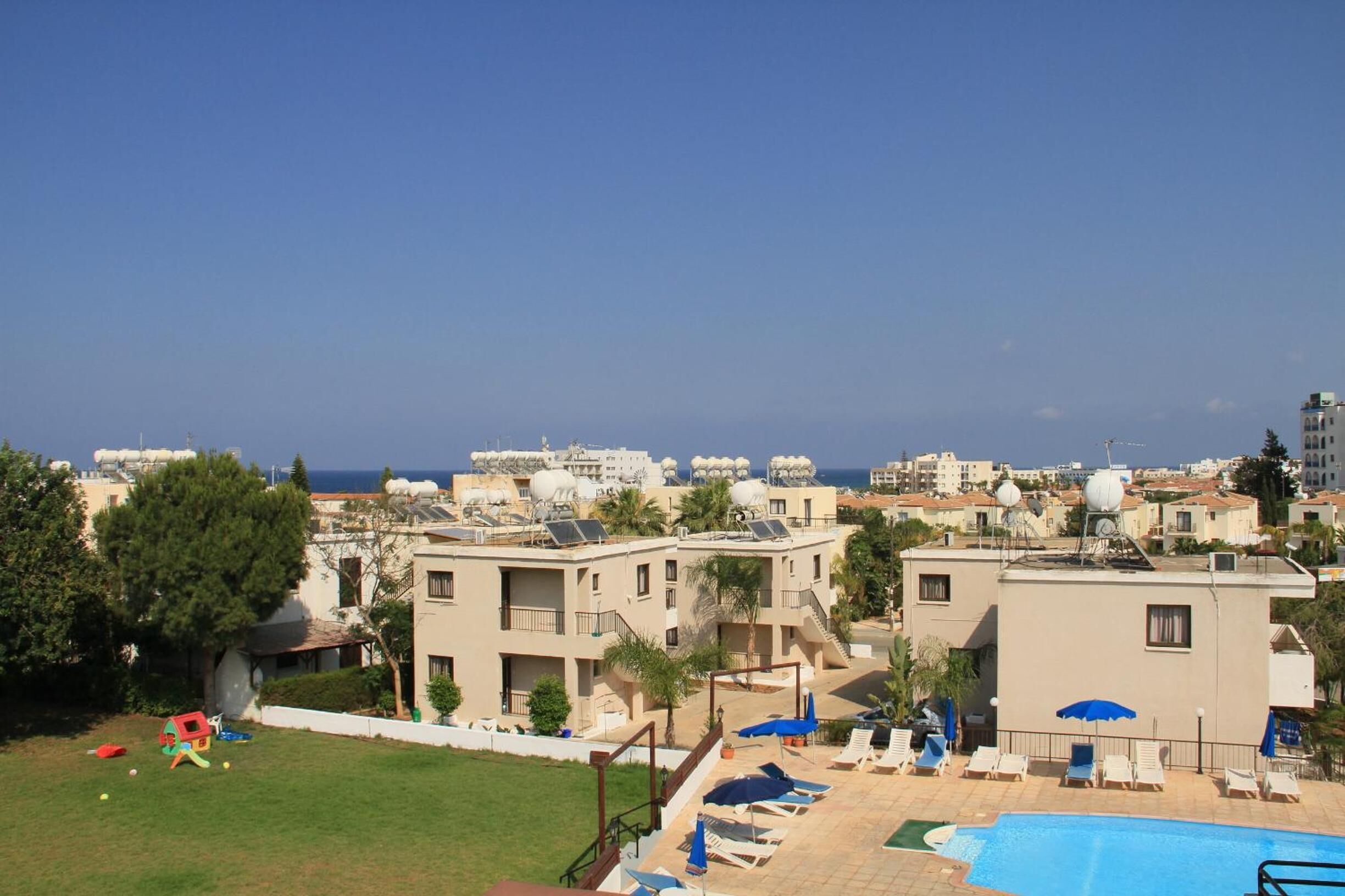 Photo - Maricosta Apartments