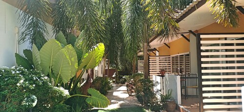 NT House Koh Lipe Resort