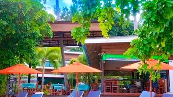 Private beach, white sand, sun-loungers, beach umbrellas