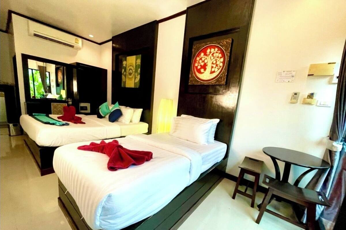 Twin Sea Beach Room | In-room safe, desk, rollaway beds, free WiFi