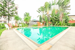 Outdoor pool - Ok Home Airport (Bang Phli)