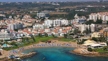 Beach nearby, sun-loungers, beach umbrellas