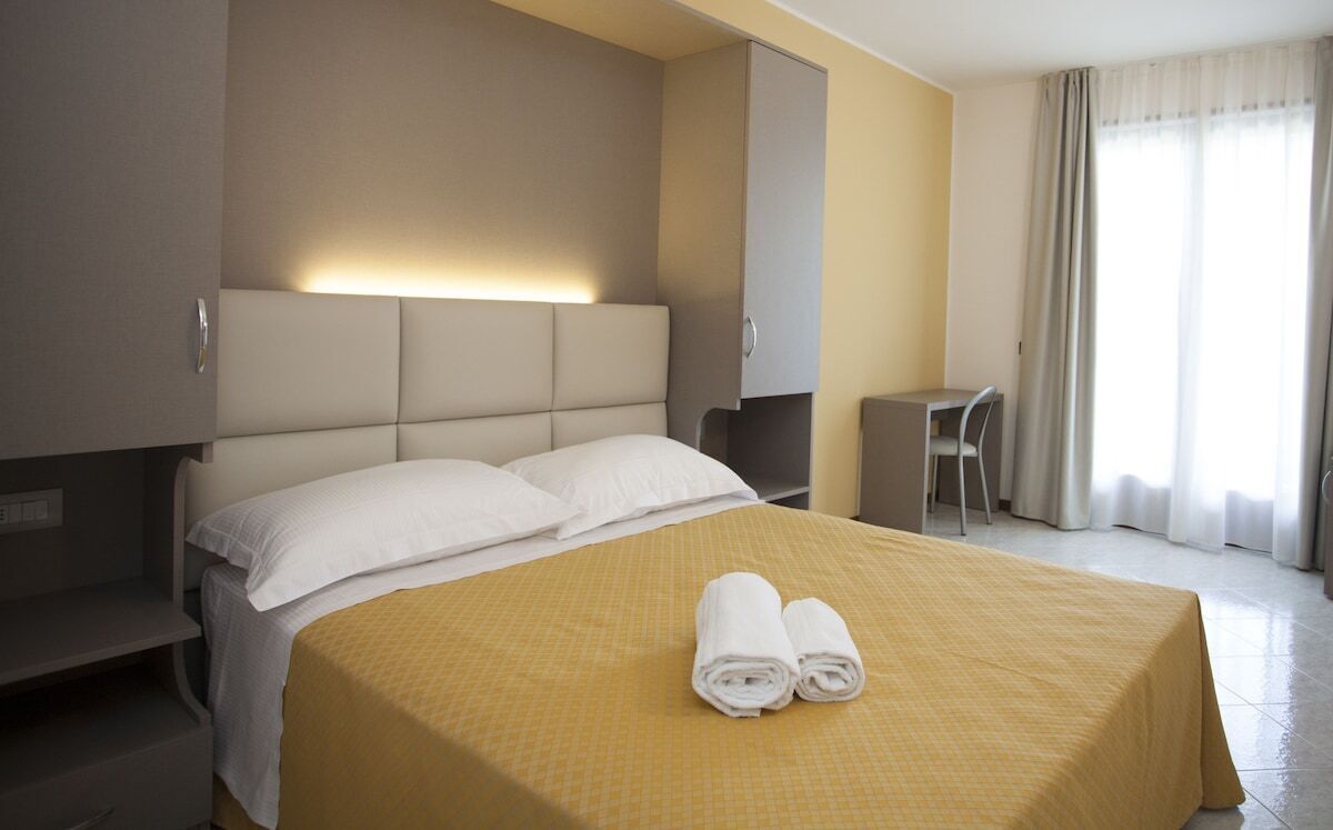 Zimmersafe, Schreibtisch, schallisolierte Zimmer, kostenloses WLAN