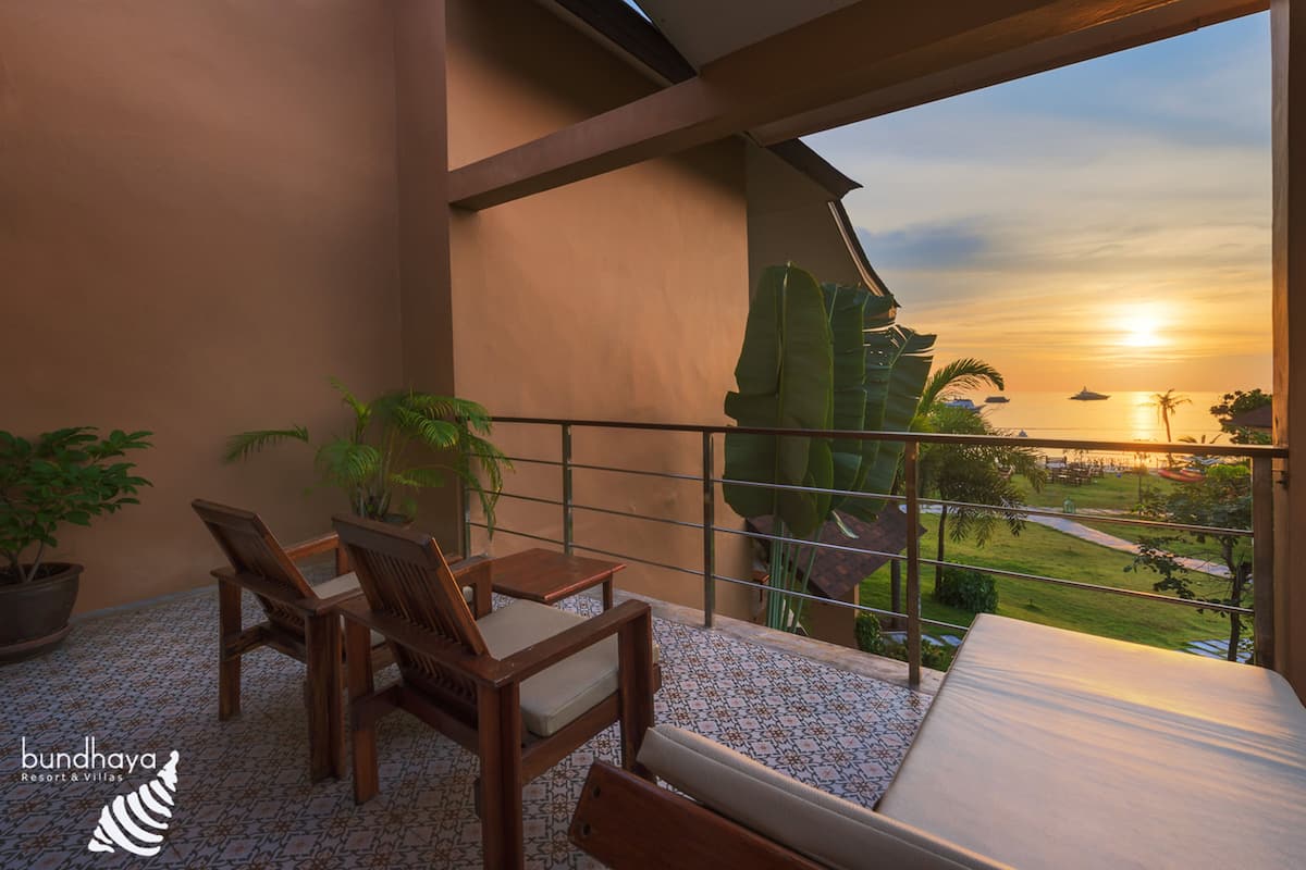 1 bedroom, premium bedding, minibar, in-room safe