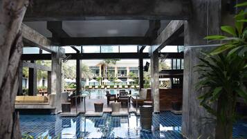 Bar ved poolen
