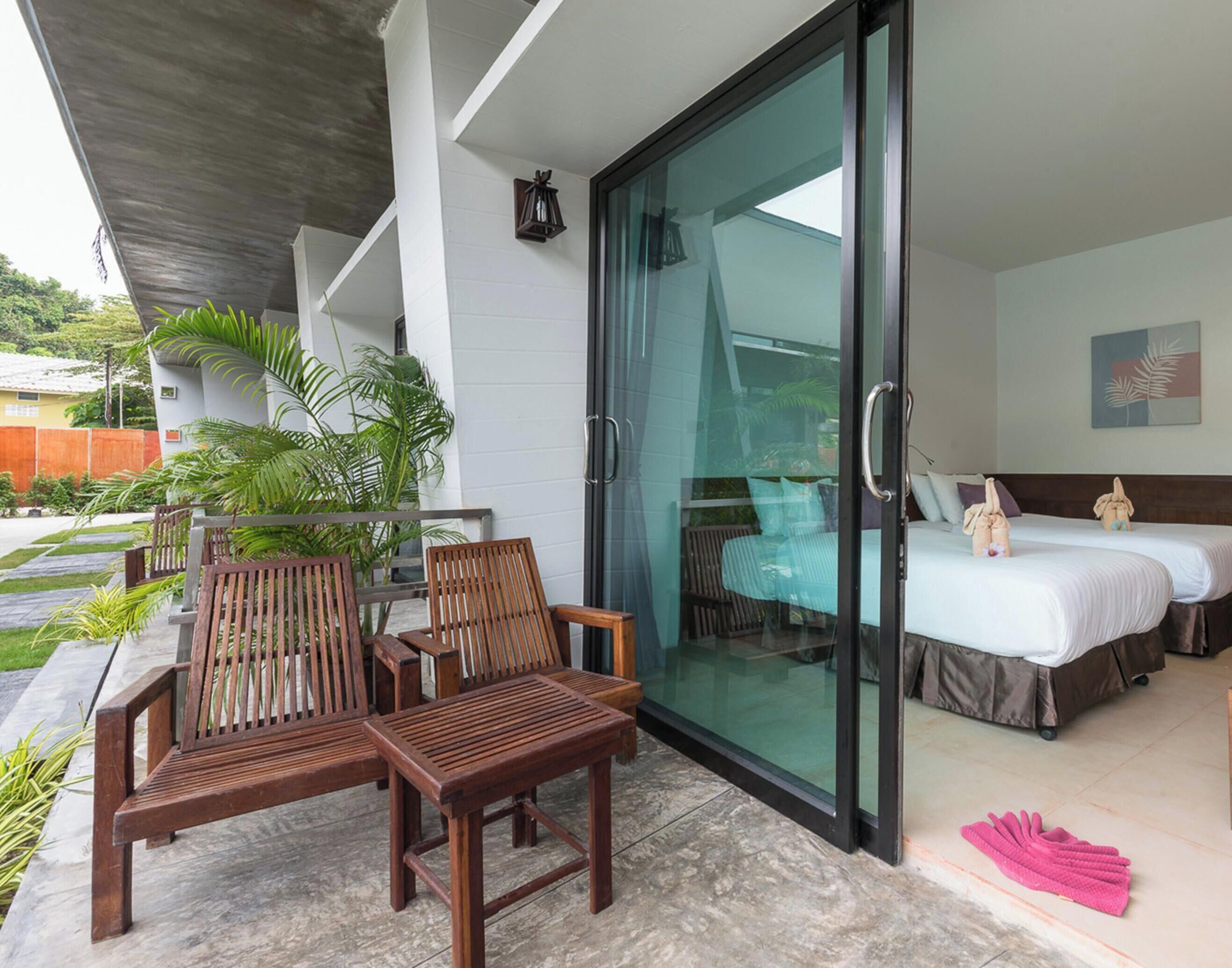 In-room safe, desk, rollaway beds, free WiFi