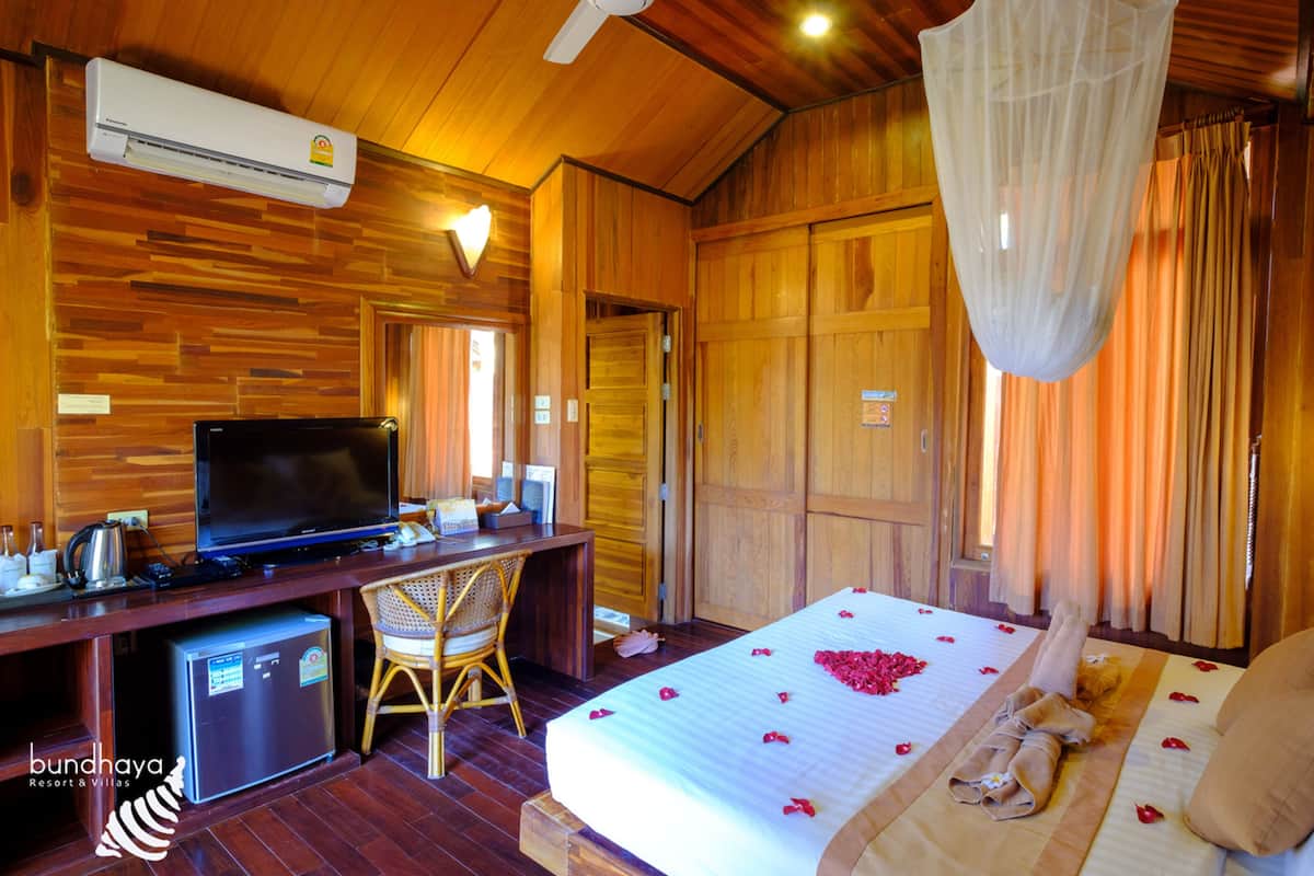 Garden Deluxe Bungalow | Una cassaforte in camera, una scrivania, letti aggiuntivi (a pagamento)