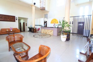 Reception - The Star Hill Hotel (Balikpapan)