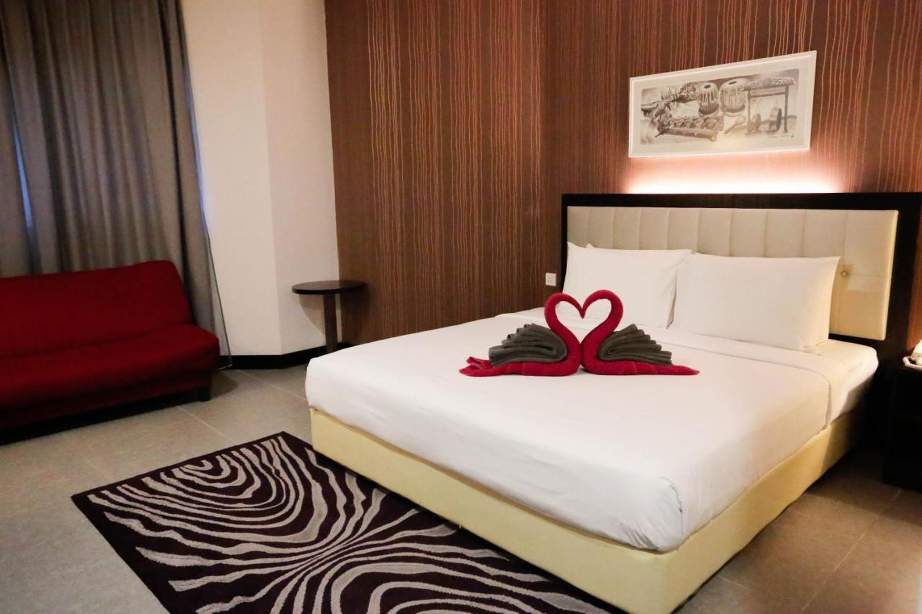 Quarto casal superior | 1 quarto, cofres nos quartos, escrivaninha, Wi-Fi de cortesia
