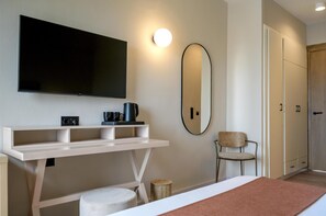 Superior Double Room | Bathroom | Hair dryer, towels, soap, shampoo - Zeus Hotels YDORIA RESORT - All Inclusive (Rethymno)