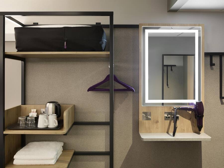 Room amenity