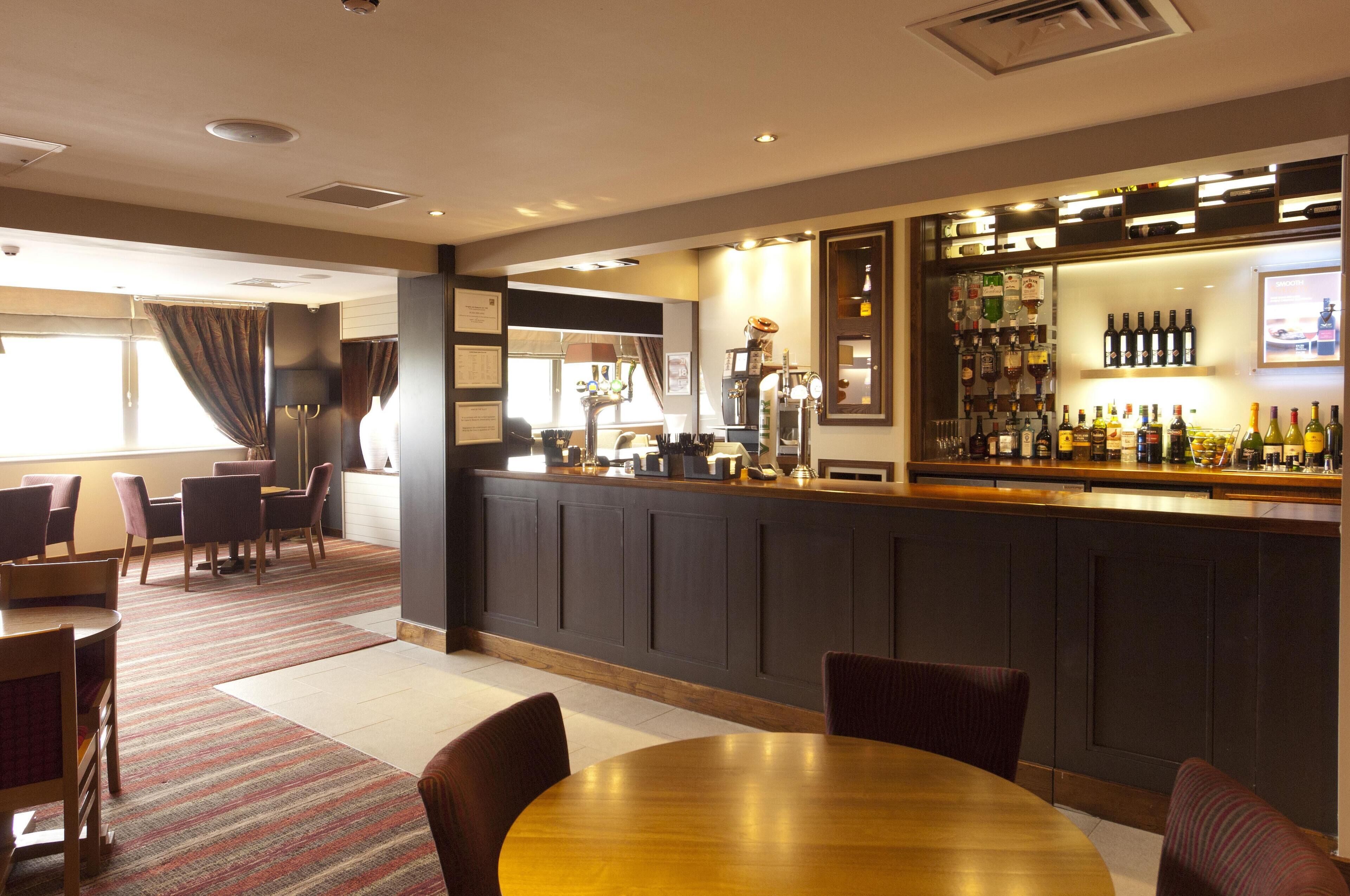 مطعم