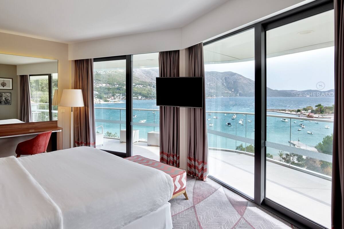 suite, 1 bedroom, sea view | view from room