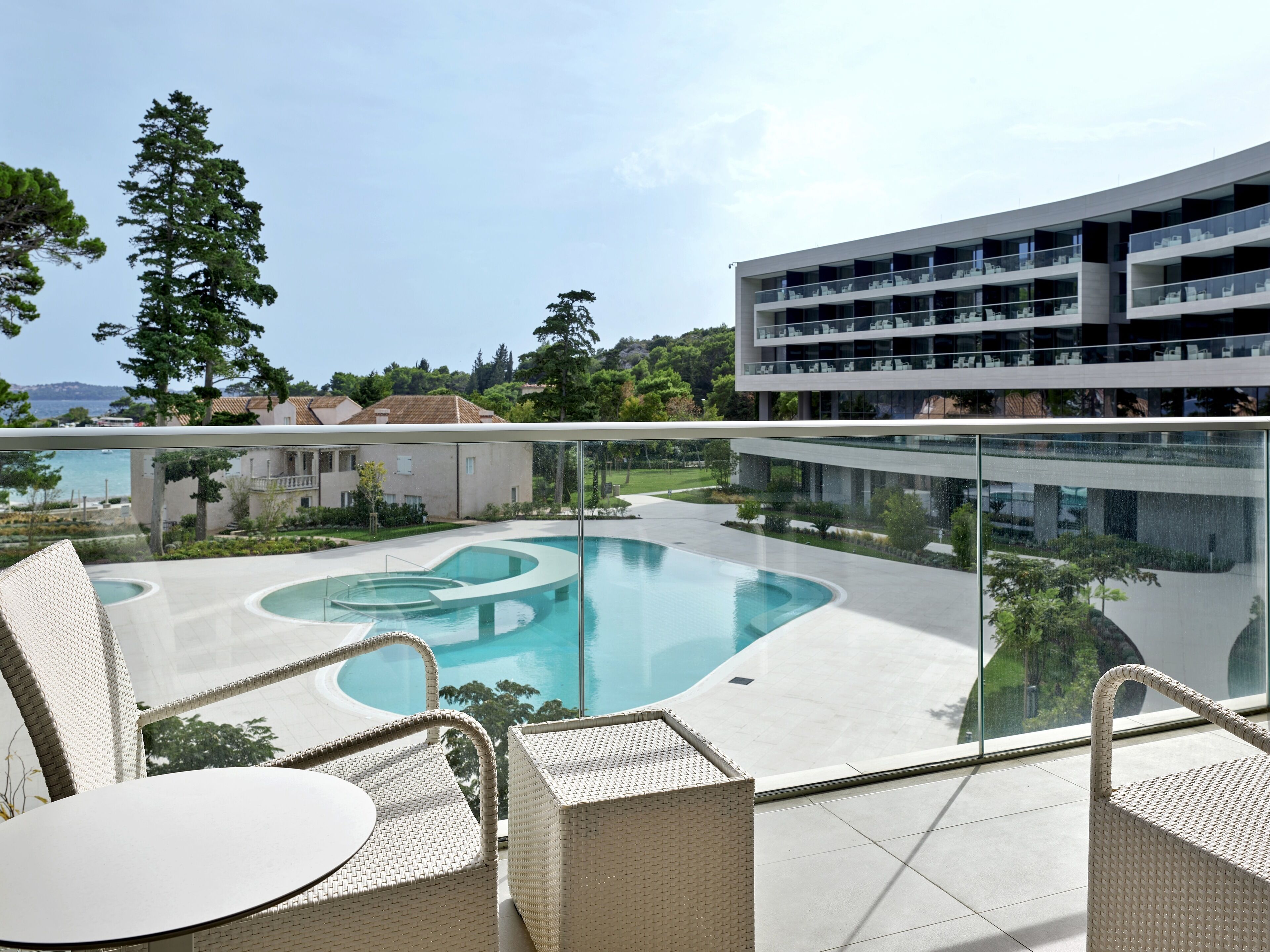 Rom – deluxe, 1 kingsize-seng, sjøutsikt (Balcony) | Balkong