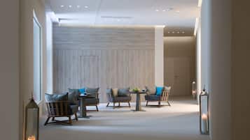 Sauna, hot tub, body treatments, aromatherapy, hot stone massages