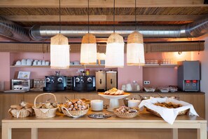 Dining - Hostal LA Savina (Formentera)