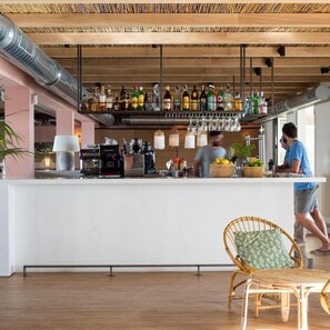 Bar (on property) - Hostal LA Savina (Formentera)