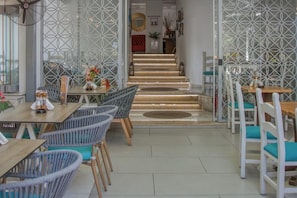 Dining - W Suites (Hersonissos)
