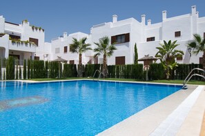 Outdoor pool, pool umbrellas